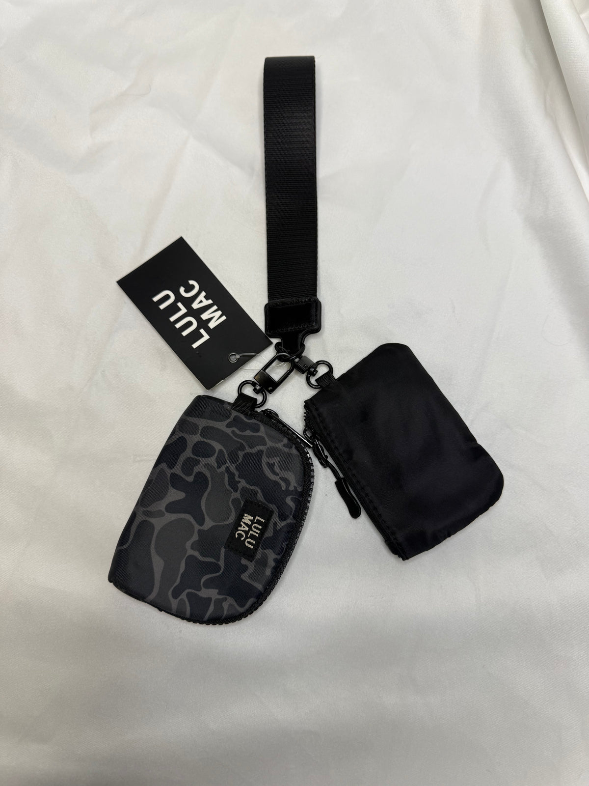 Lulu Mac Double Pouch Wristlet- Pattern